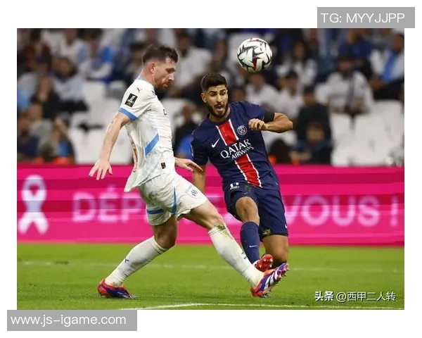 阿斯：皇马再遇中卫伤病潮，劳尔-阿森西奥出场机会将增加