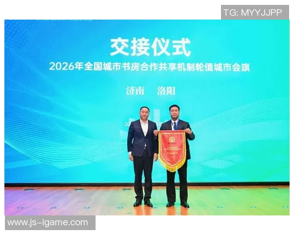 马卡：拉菲尼亚对阵瓦伦时打替补，是因为他训练迟到了